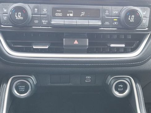 Used 2024 Toyota Grand Highlander FWD image 17