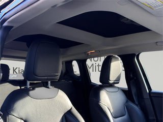 Used 2019 Jeep Renegade Limited w/ UConnect 8.4 Nav Group AWD/4WD image 30