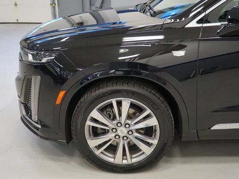 Certified 2023 Cadillac XT6 Premium Luxury w/ Technology Package image 12