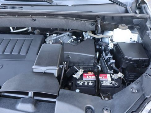 Used 2014 Toyota Highlander Limited FWD image 42
