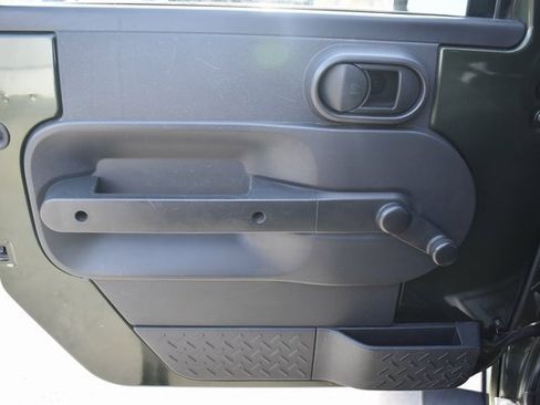 Used 2008 Jeep Wrangler X image 12