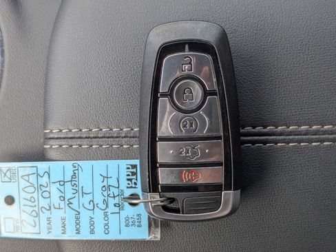 Used 2025 Ford Mustang GT Premium RWD image 31