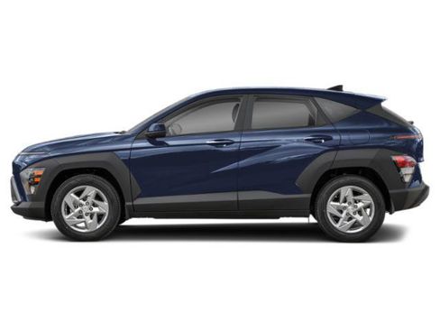 Used 2025 Hyundai Kona SE AWD/4WD image 3