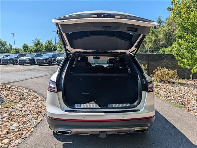 Used 2019 Lincoln Nautilus Black Label AWD/4WD image 23