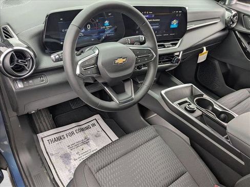 New 2026 Chevrolet Equinox LT w/ Safety and Technology Package image 3