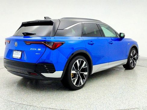 Used 2024 Acura ZDX Type S image 5