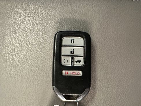 Used 2017 Honda CR-V EX-L image 17