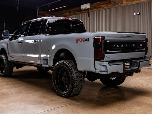 Used 2026 Ford F250 Platinum w/ Platinum Plus Package AWD/4WD image 7