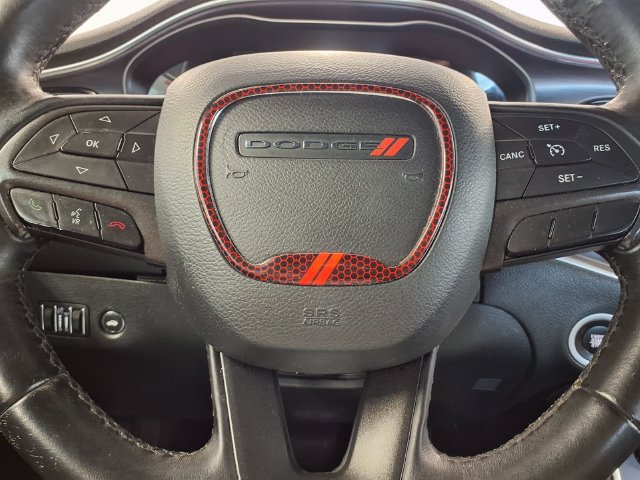 Used 2017 Dodge Challenger R/T RWD image 12
