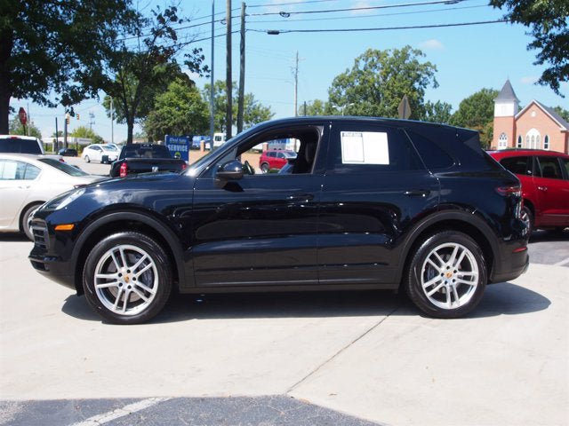 Used 2021 Porsche Cayenne AWD/4WD image 2