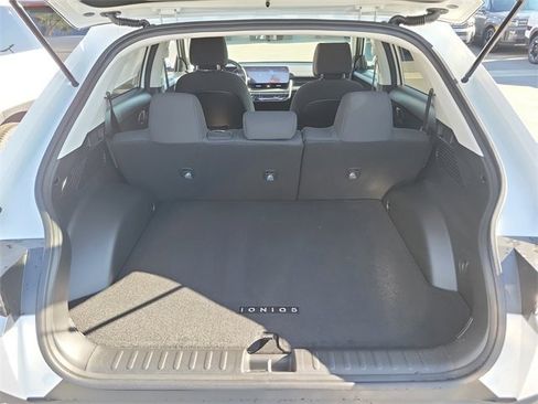 New 2026 Hyundai Ioniq 5 SE image 21