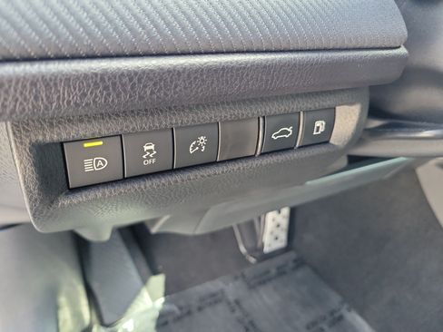 Used 2026 Toyota Camry SE FWD image 25