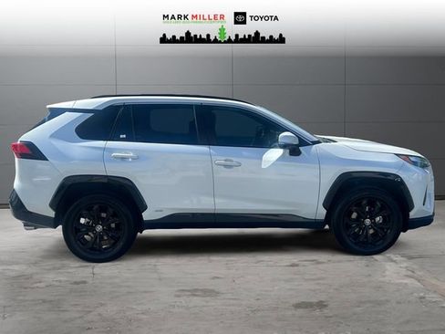 Certified 2023 Toyota RAV4 SE w/ Convenience Package AWD/4WD image 6