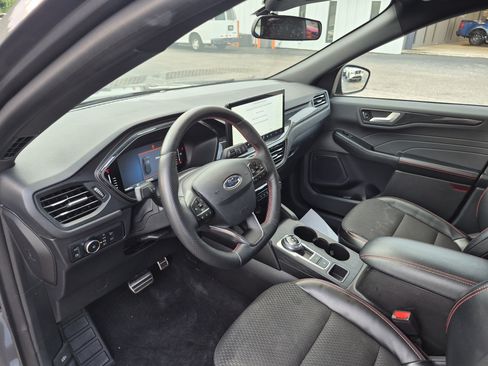 Used 2024 Ford Escape ST-Line Select w/ Tech Pack #1 AWD/4WD image 13