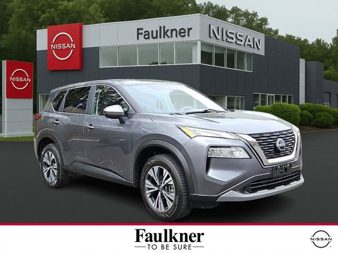 Certified 2022 Nissan Rogue SV image 1