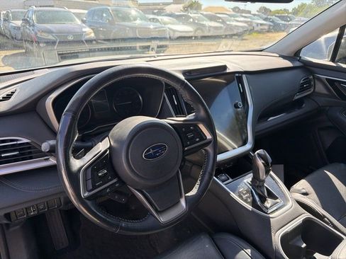 Used 2021 Subaru Outback Limited image 10