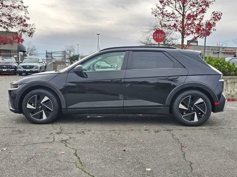 New 2025 Hyundai Ioniq 5 SEL image 4