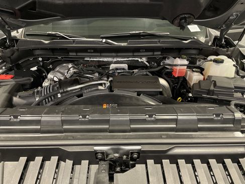 Used 2025 GMC Sierra 2500 AT4 w/ AT4 Premium Plus Package image 42