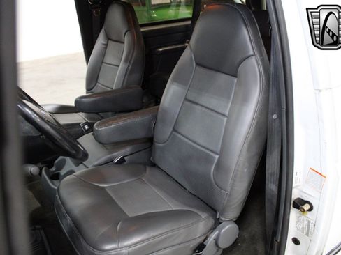 Used 1992 Ford Bronco XLT image 19