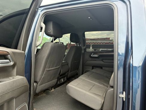 Used 2022 Chevrolet Silverado 1500 LT AWD/4WD image 41