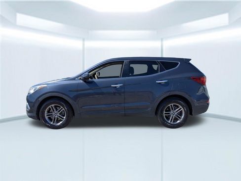 Used 2018 Hyundai Santa Fe Sport FWD image 2