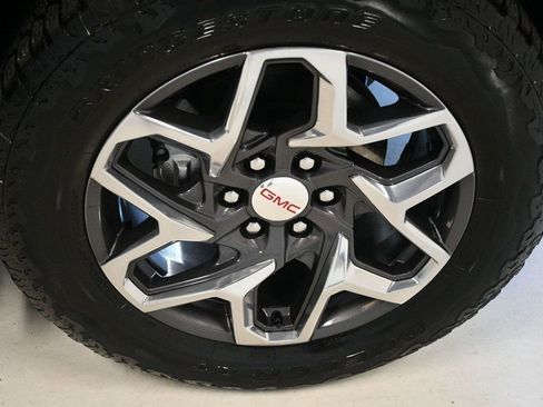 Used 2023 GMC Sierra 1500 SLT w/ SLT Premium Package image 22