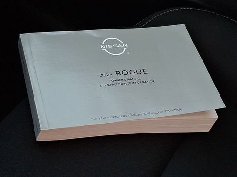 Used 2024 Nissan Rogue S image 25