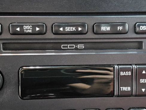 Used 2002 Ford Thunderbird RWD image 16