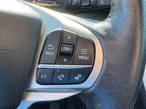Used 2022 Ford Explorer XLT w/ Equipment Group 202A AWD/4WD image 20