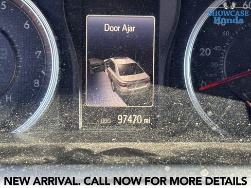 Used 2015 Toyota Camry SE image 8