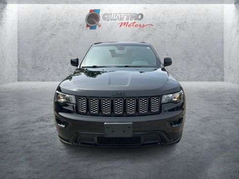 Used 2021 Jeep Grand Cherokee Laredo X AWD/4WD image 9