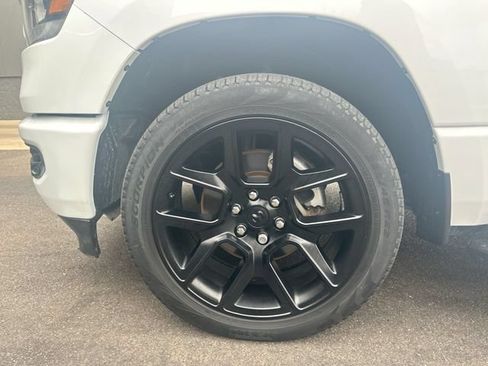 Used 2023 RAM 1500 Laramie AWD/4WD image 12