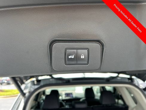 Used 2022 Nissan Rogue SL AWD/4WD image 18