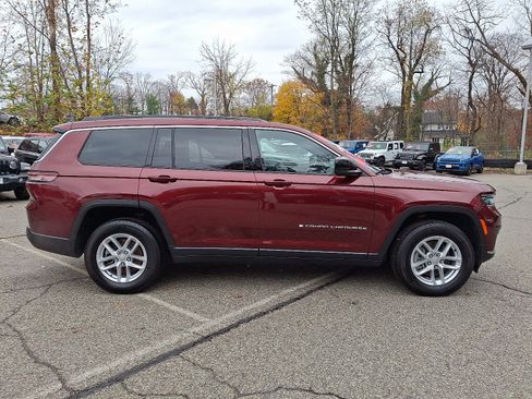 Certified 2024 Jeep Grand Cherokee L Laredo w/ Luxury Tech Group I image 8