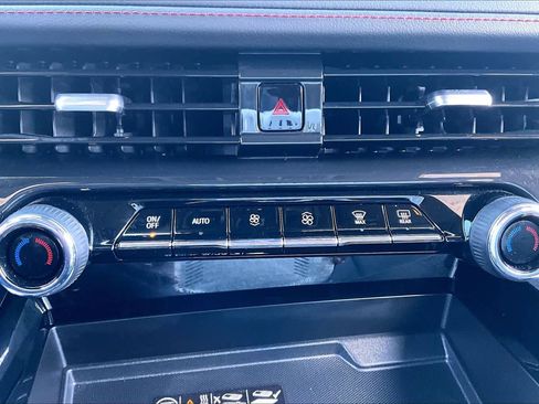 Used 2025 Chevrolet Suburban RST w/ Comfort Package RWD image 35