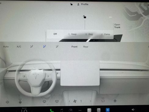 Used 2024 Tesla Model Y Long Range AWD/4WD image 27