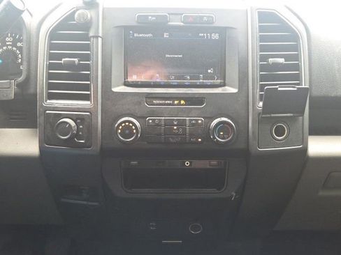 Used 2017 Ford F150 XLT AWD/4WD image 29