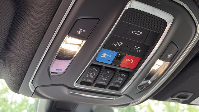 New 2027 Jeep Grand Cherokee Limited AWD/4WD image 21