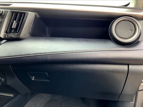 Used 2018 Toyota RAV4 XLE w/ Plus Extra Value Package image 18