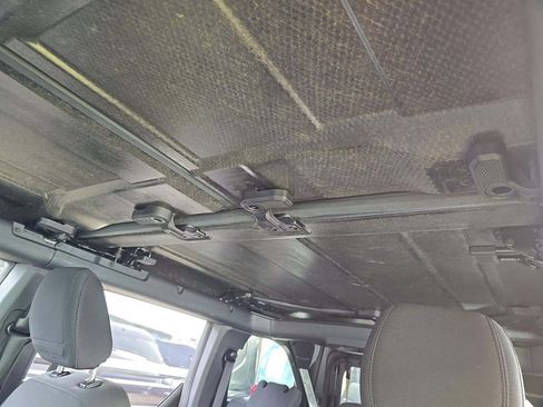 Used 2025 Ford Bronco Big Bend AWD/4WD image 9