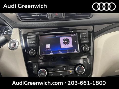 Used 2020 Nissan Rogue Sport SV AWD/4WD image 23