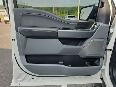 Used 2024 Ford F150 Lariat AWD/4WD image 18