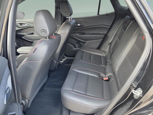 Used 2024 Chevrolet Trax RS image 33