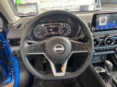 Used 2025 Nissan Sentra SV FWD image 25