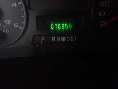 Used 2007 Ford F550 2WD Regular Cab Super Duty image 16