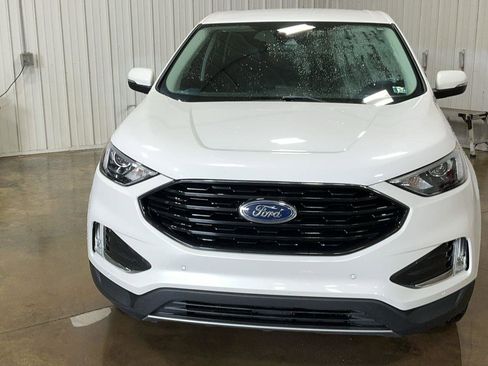 Certified 2022 Ford Edge Titanium w/ Class II Trailer Tow Package image 2