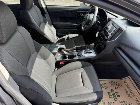 Used 2019 Subaru Impreza 2.0i Premium image 27