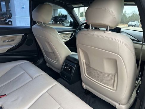 Used 2017 BMW 330i Sedan image 37