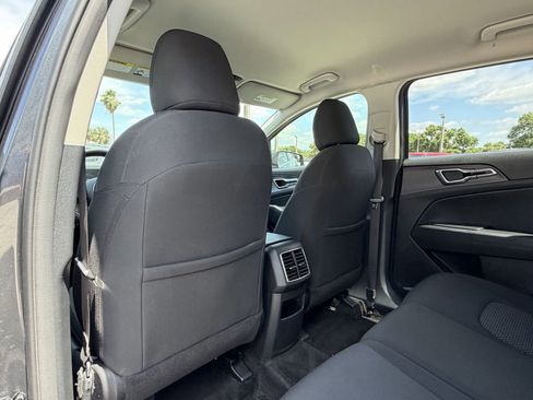 Certified 2023 Kia Sportage LX FWD image 18