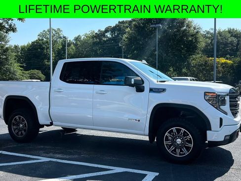 Used 2025 GMC Sierra 1500 AT4 AWD/4WD image 4